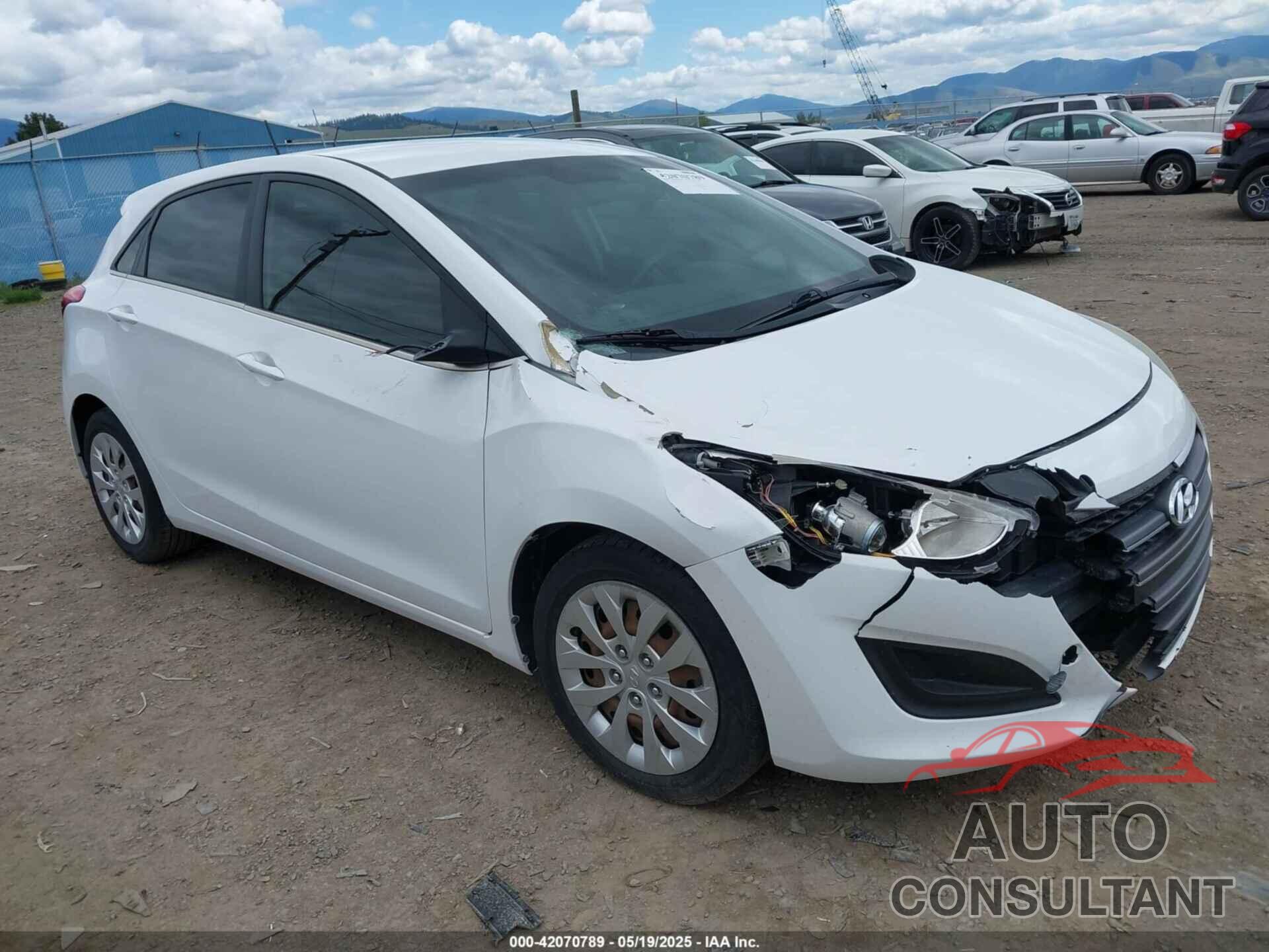HYUNDAI ELANTRA GT 2016 - KMHD35LH0GU299513