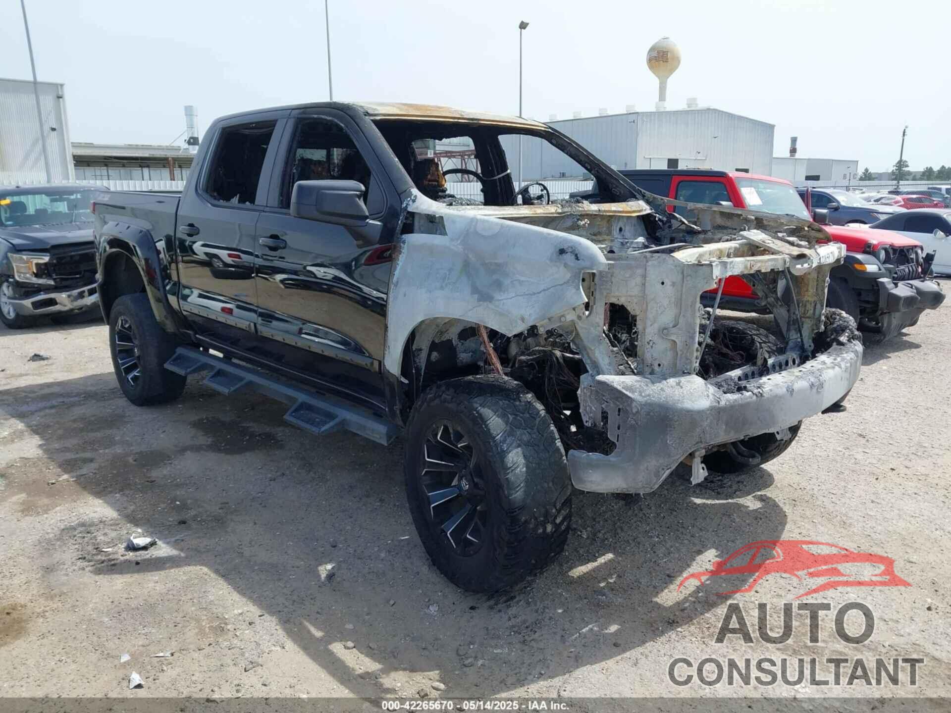 CHEVROLET SILVERADO 1500 2019 - 1GCUYEED8KZ348906