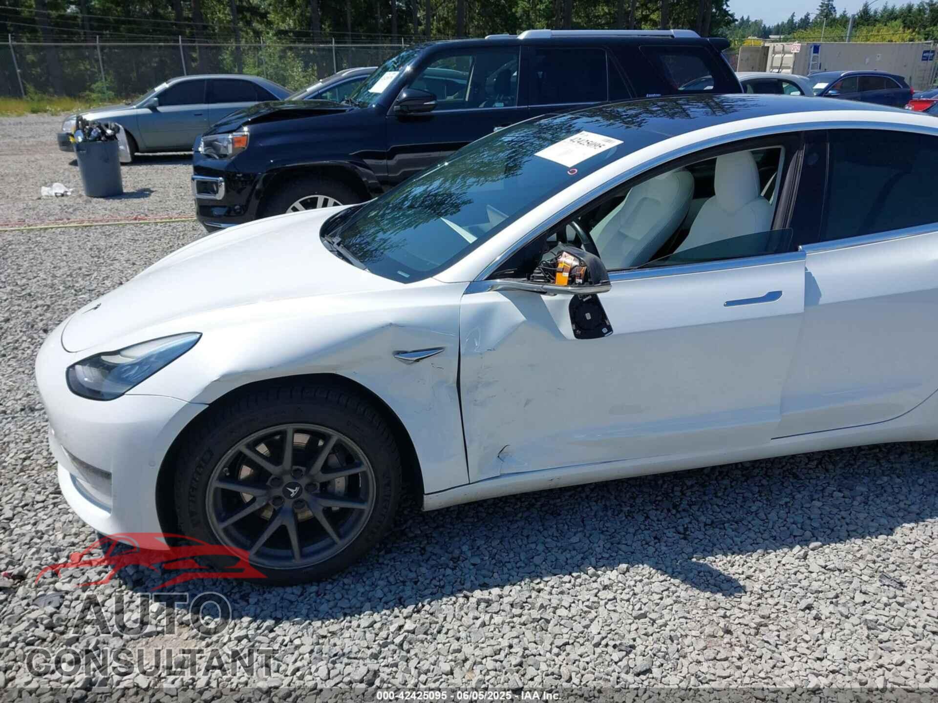 TESLA MODEL 3 2018 - 5YJ3E1EB2JF086364