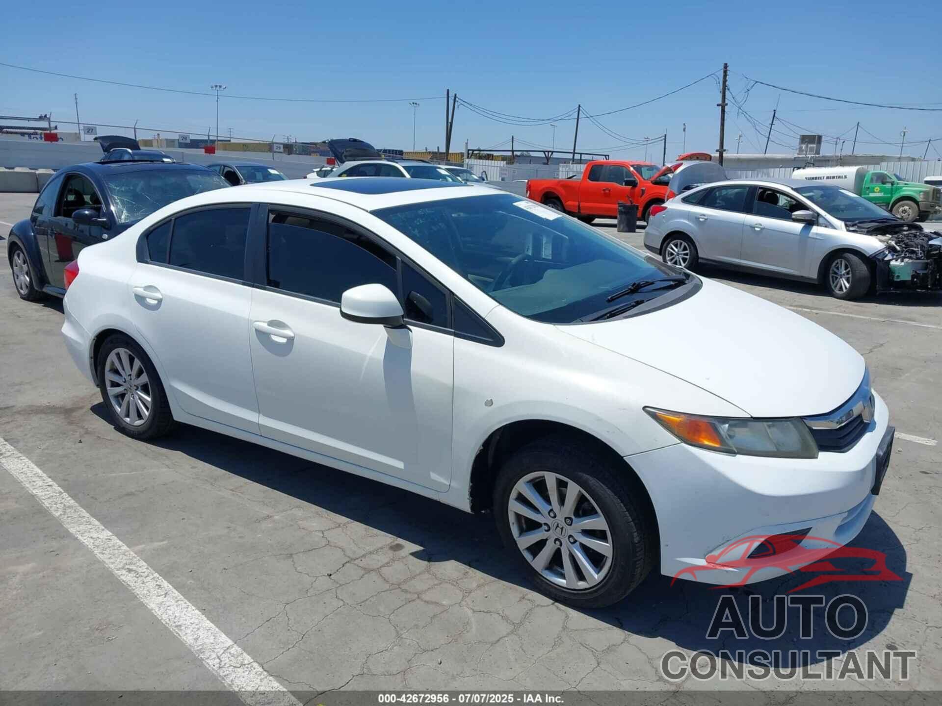 HONDA CIVIC 2012 - 2HGFB2F86CH310927