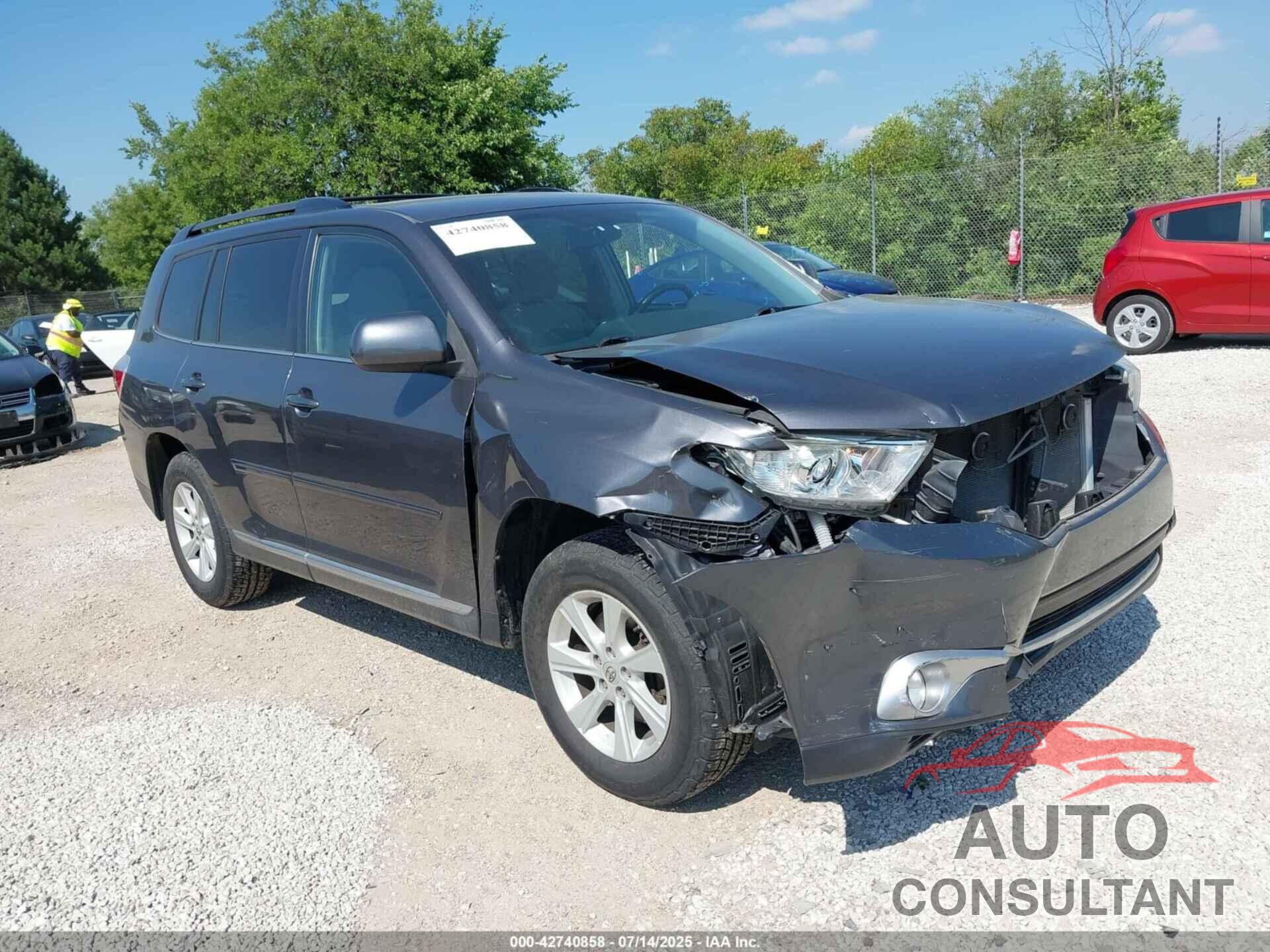 TOYOTA HIGHLANDER 2013 - 5TDZK3EH8DS090020