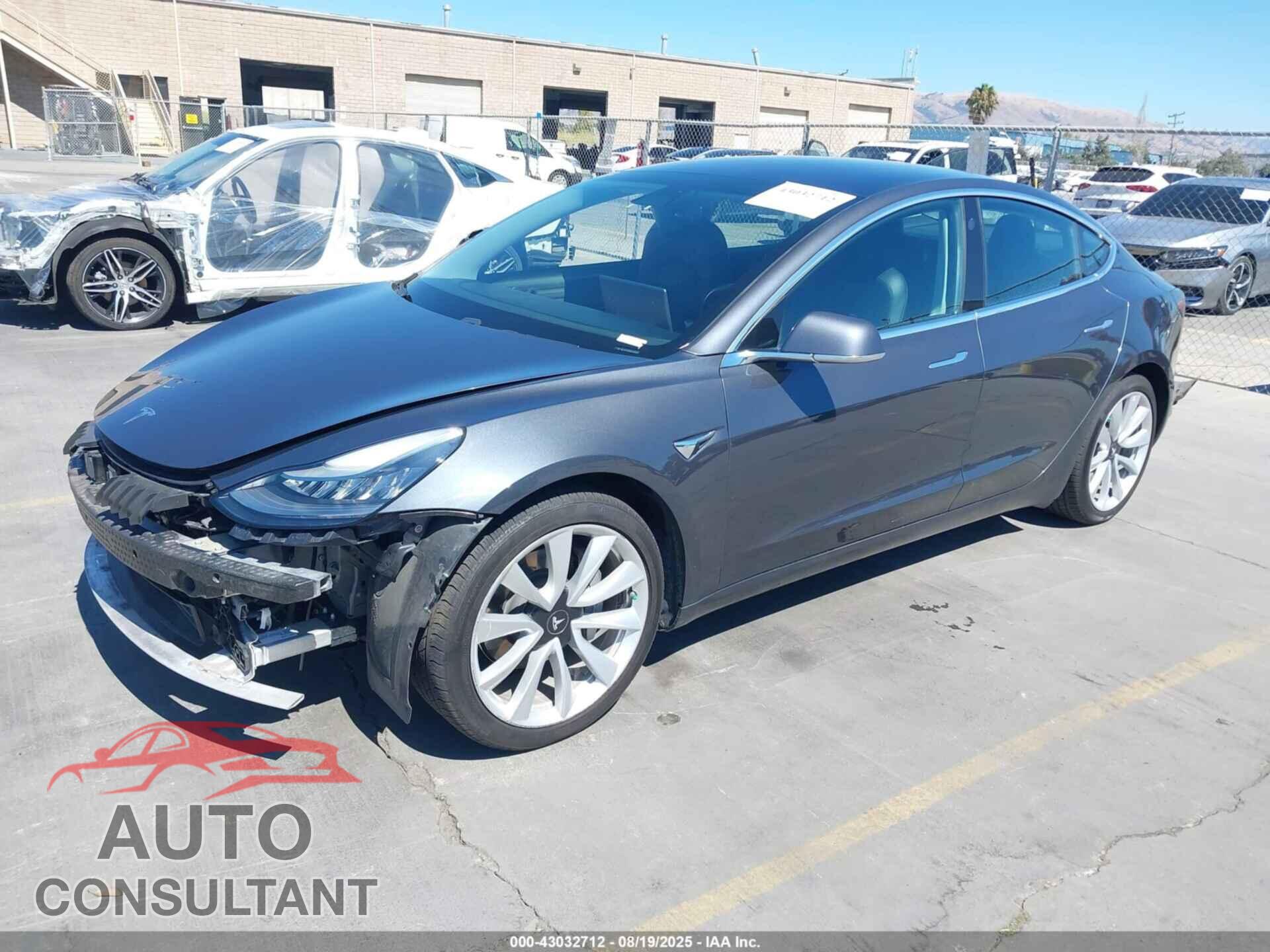 TESLA MODEL 3 2018 - 5YJ3E1EB8JF113048