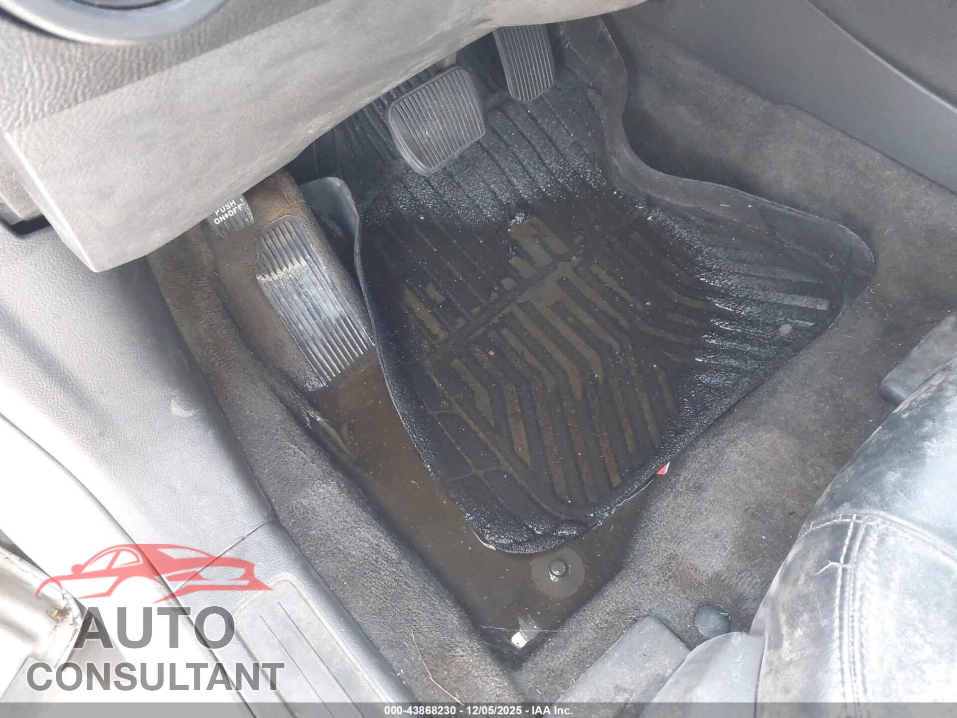 FORD TAURUS 2013 - 1FAHP2E81DG220954