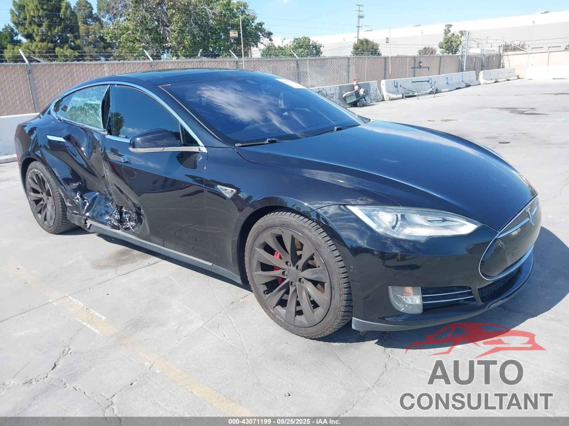TESLA MODEL S 2016 - 5YJSA1E43GF123648