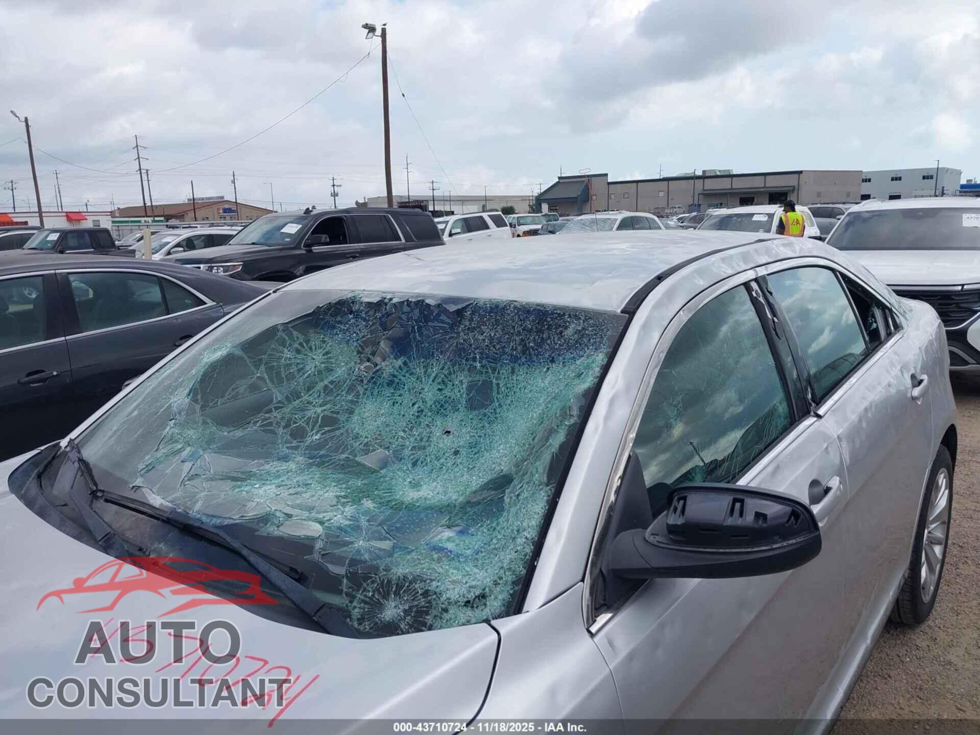 FORD TAURUS 2015 - 1FAHP2F84FG150030