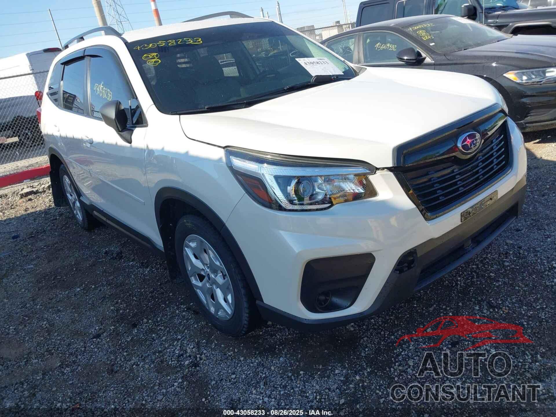 SUBARU FORESTER 2019 - JF2SKACC1KH496432