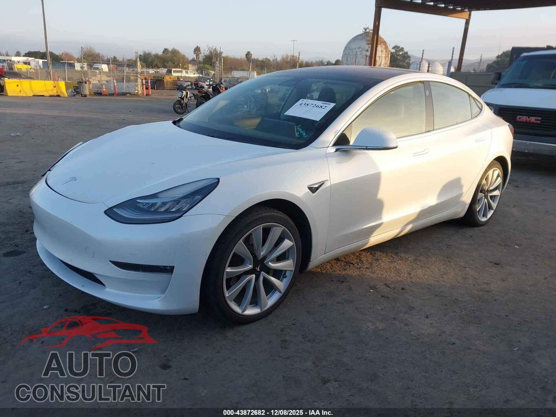TESLA MODEL 3 2018 - 5YJ3E1EA7JF042898