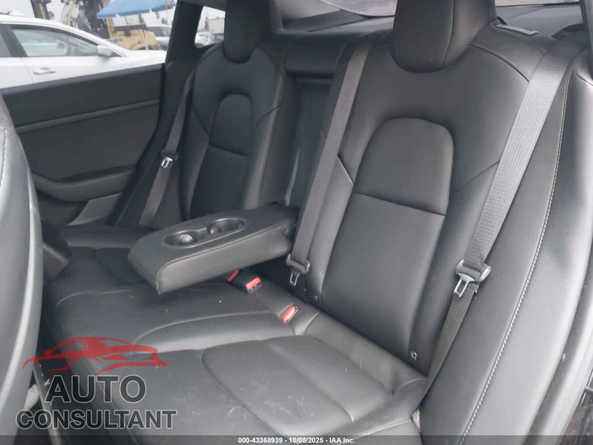 TESLA MODEL 3 2021 - 5YJ3E1EB7MF974564