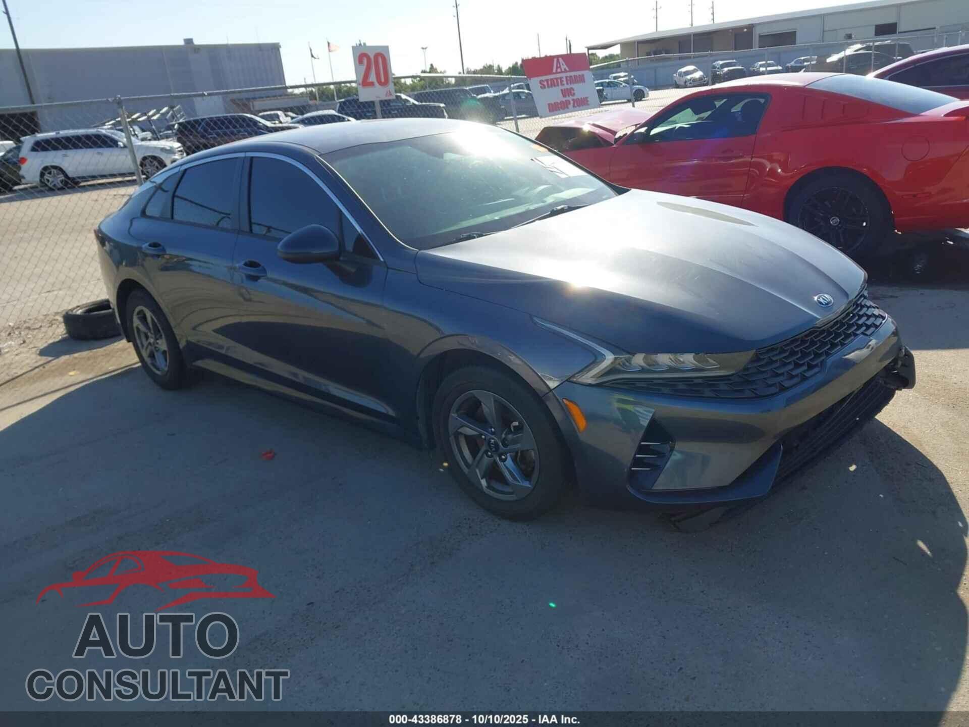 KIA K5 2021 - 5XXG14J23MG018564