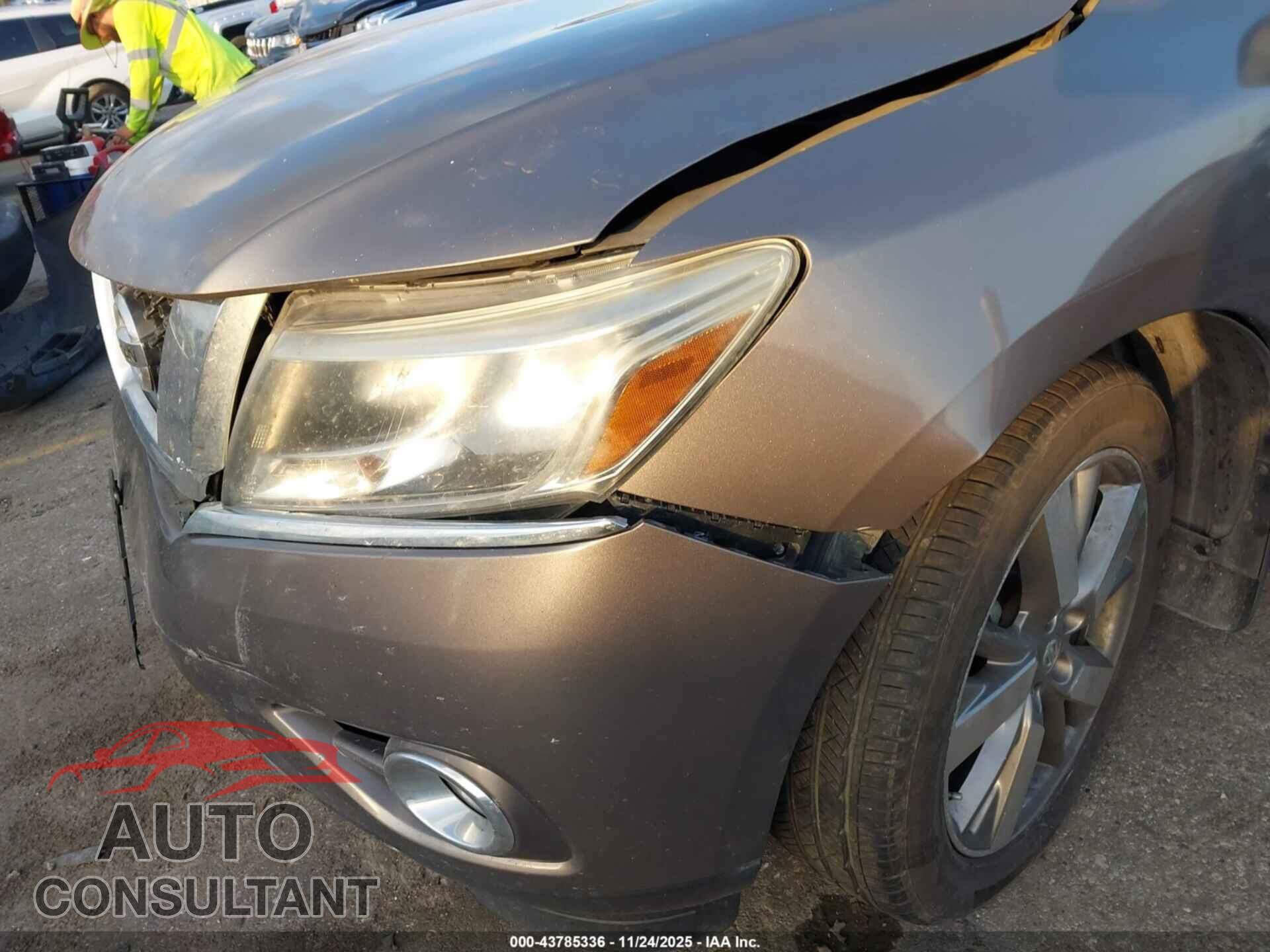 NISSAN PATHFINDER 2014 - 5N1AR2MN5EC606830