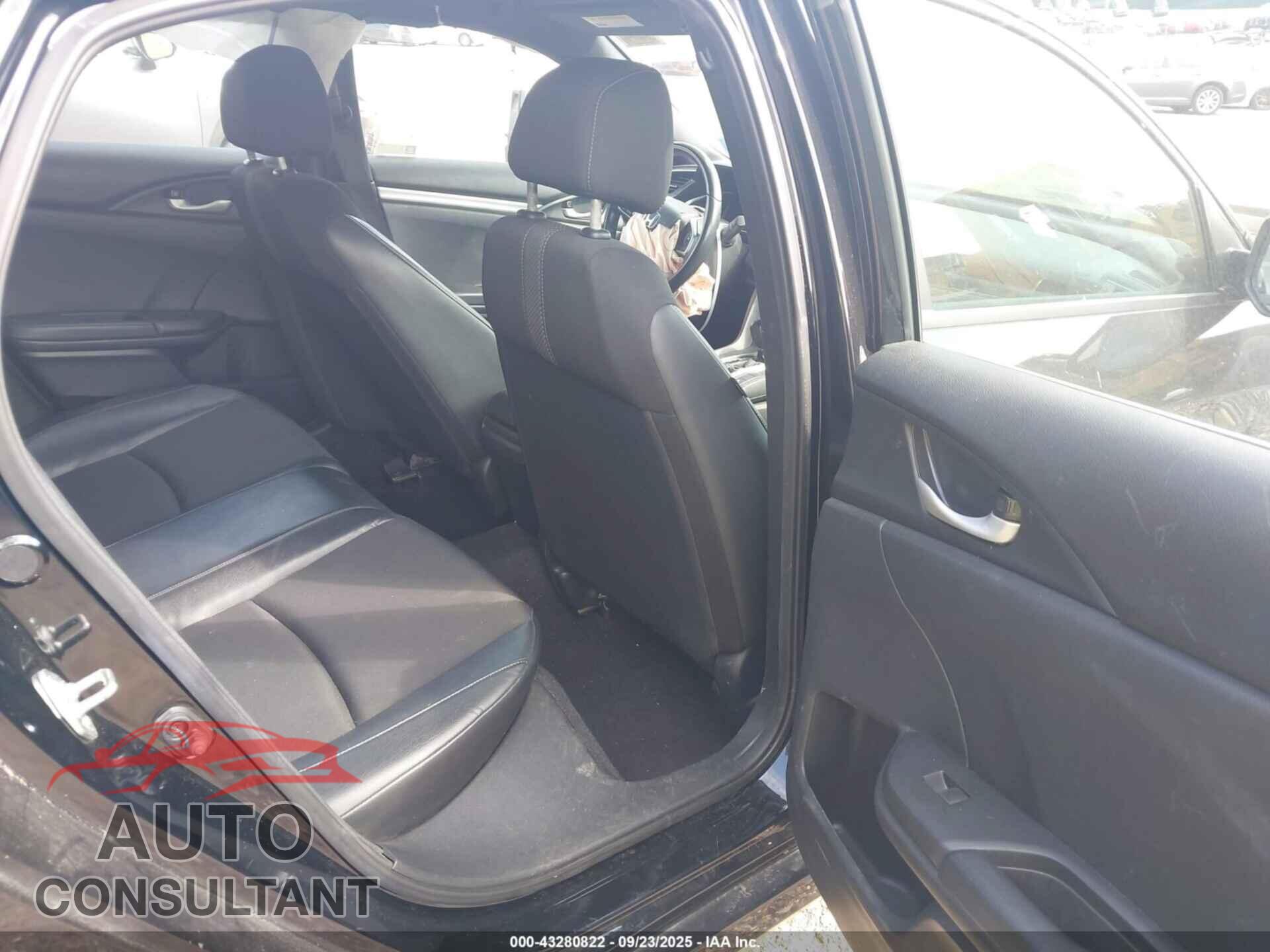 HONDA CIVIC 2019 - 2HGFC2F88KH504774
