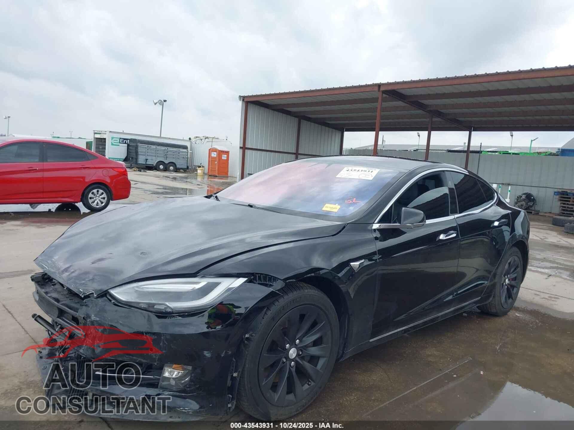TESLA MODEL S 2017 - 5YJSA1E16HF218860
