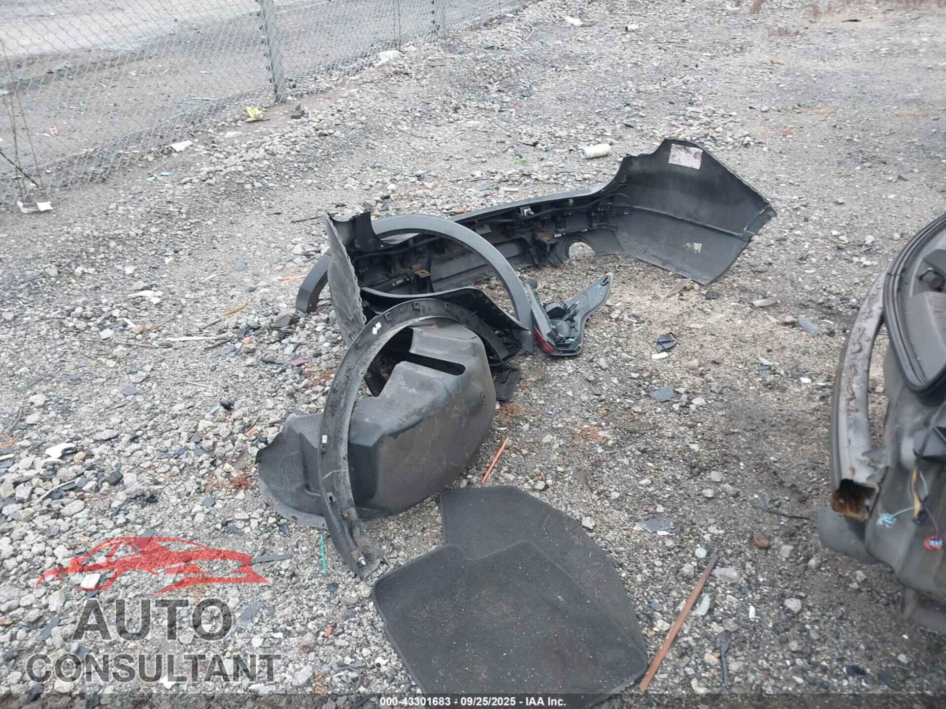 FORD EXPLORER 2011 - 1FMHK8D85BGA39152