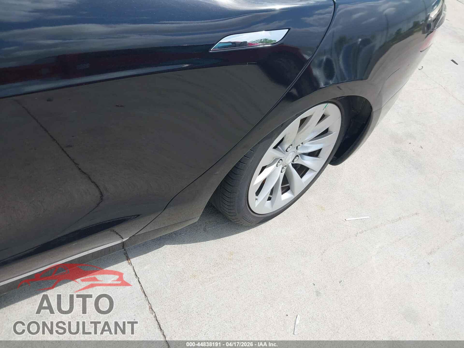 TESLA MODEL S 2016 - 5YJSA1E22GF159376