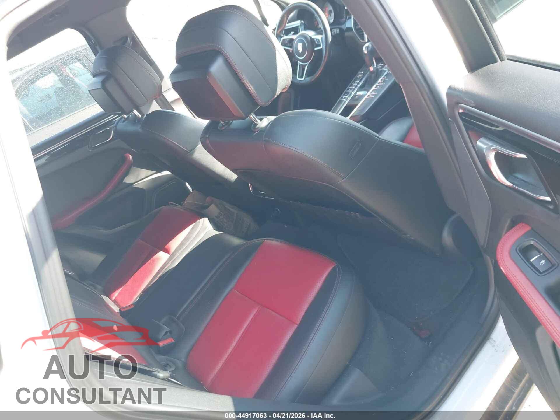 PORSCHE MACAN 2016 - WP1AB2A56GLB49539