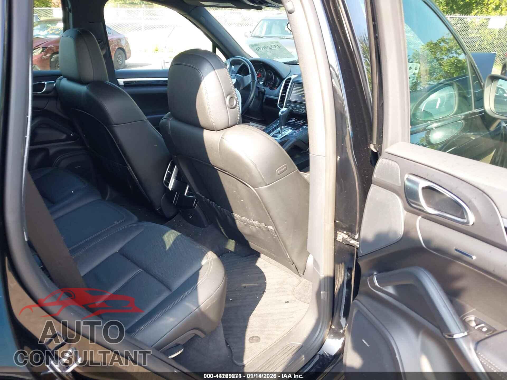 PORSCHE CAYENNE 2014 - WP1AA2A24ELA96040