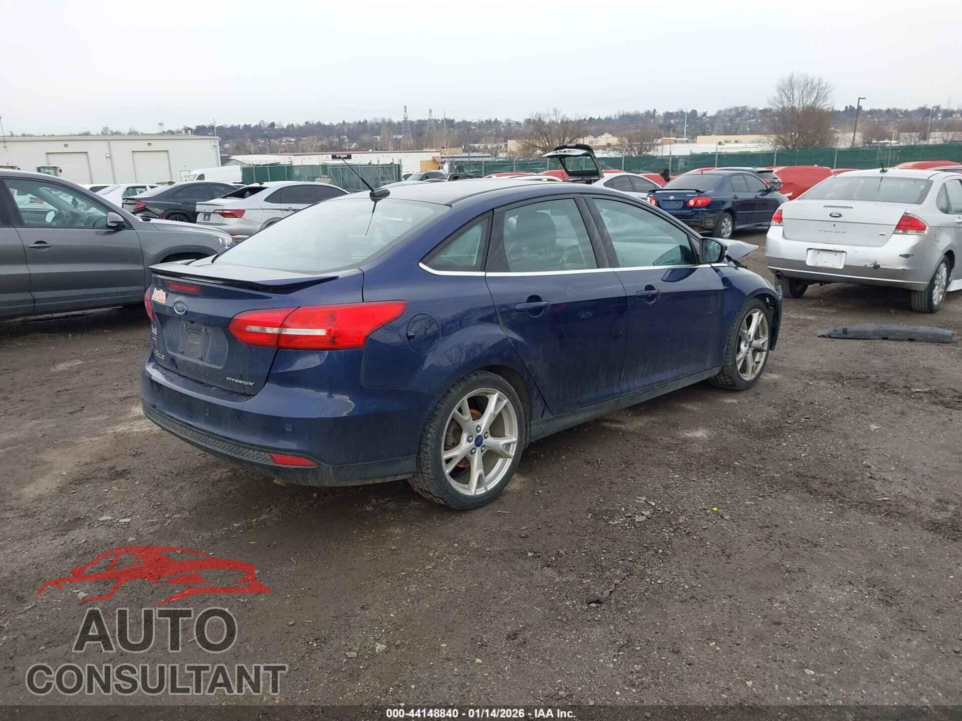 FORD FOCUS 2016 - 1FADP3J20GL229386