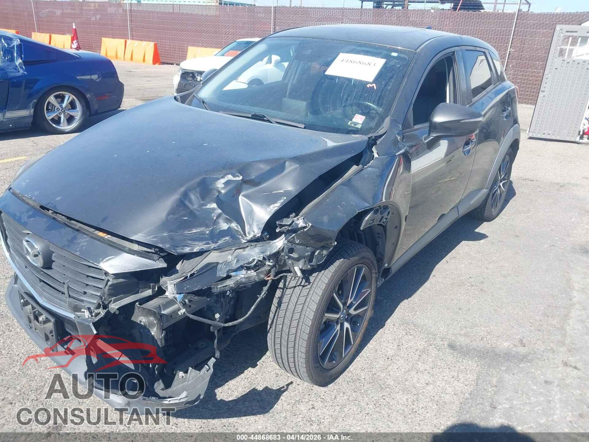 MAZDA CX-3 2018 - JM1DKDC73J0321690