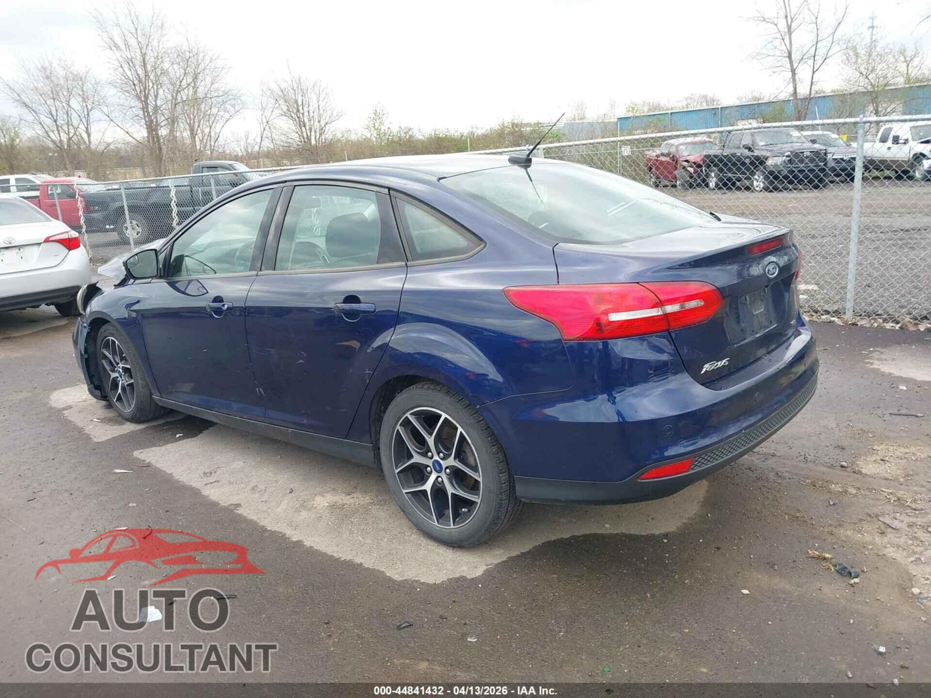 FORD FOCUS 2017 - 1FADP3H27HL348110