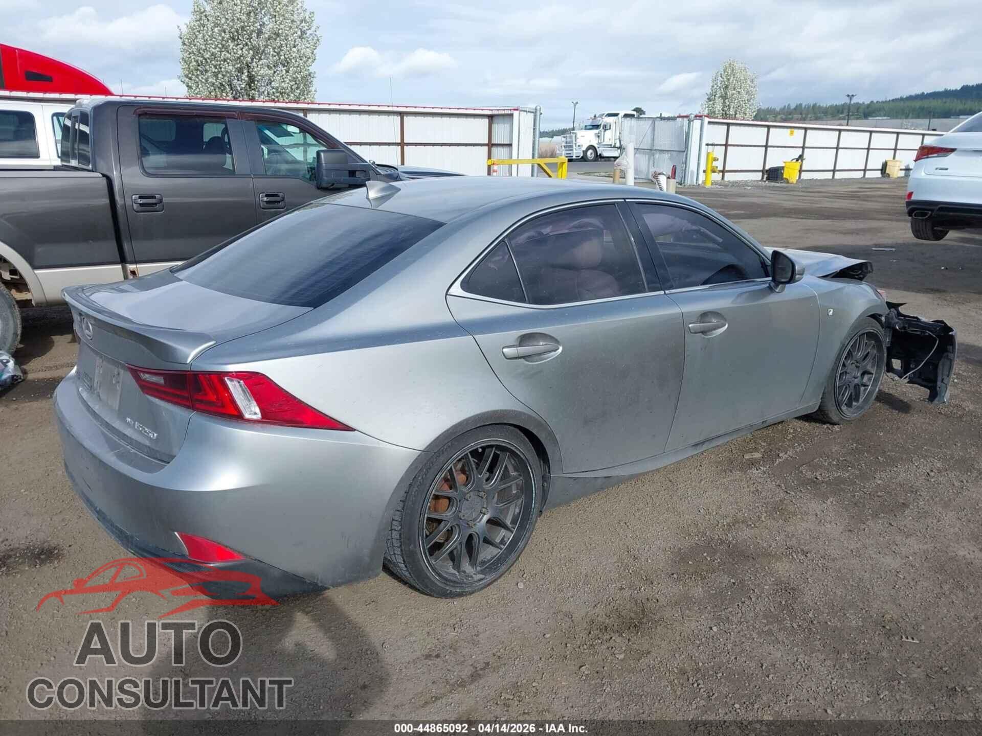 LEXUS IS 250 2015 - JTHCF1D28F5026868