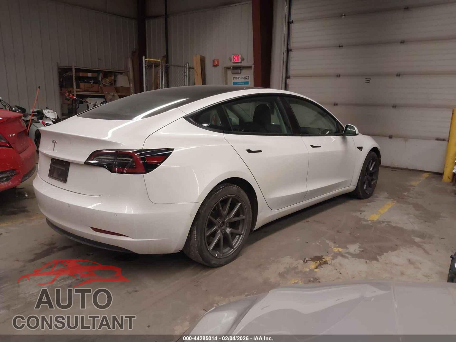TESLA MODEL 3 2021 - 5YJ3E1EA2MF045955