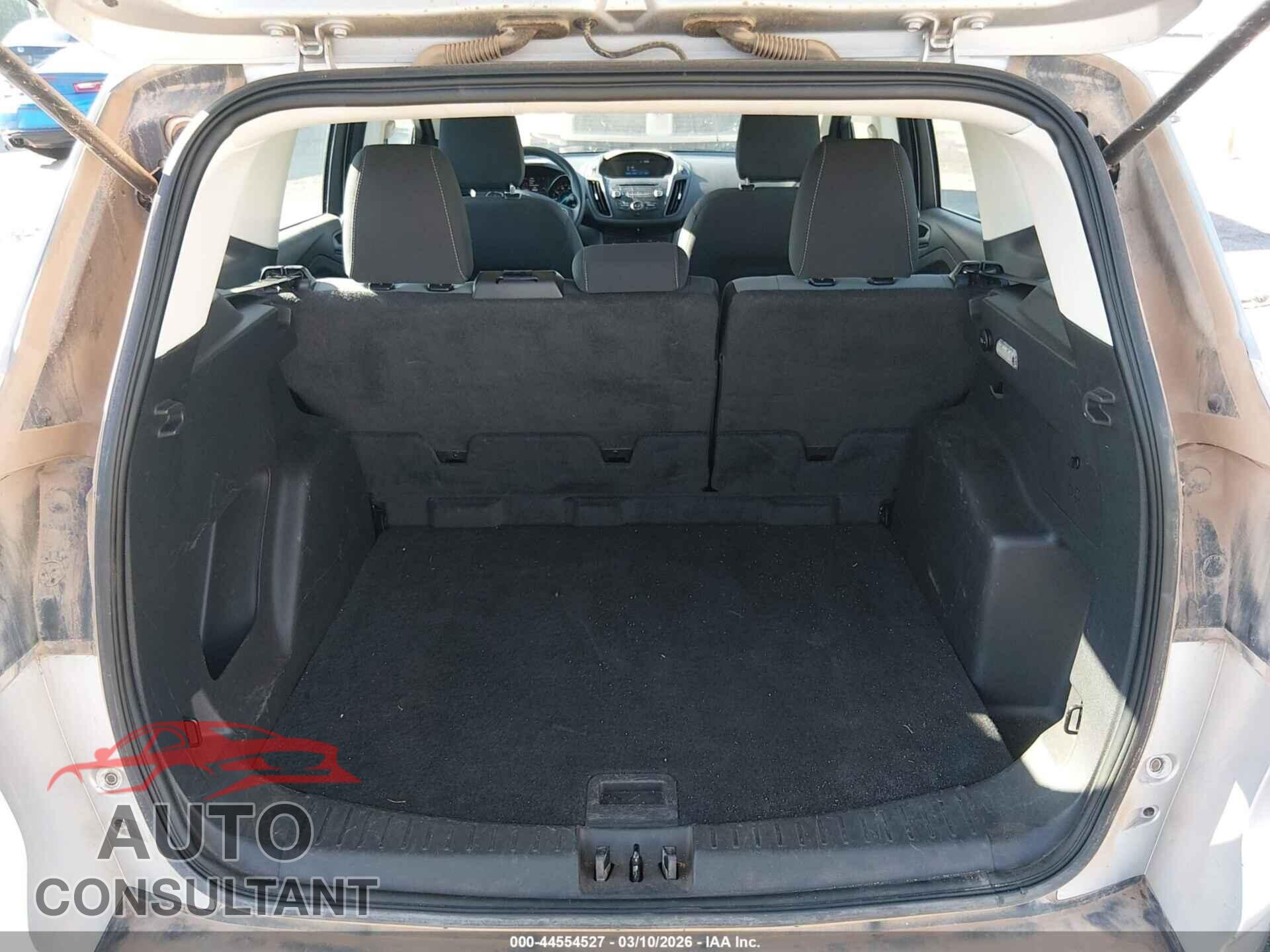 FORD ESCAPE 2018 - 1FMCU0F75JUB92916