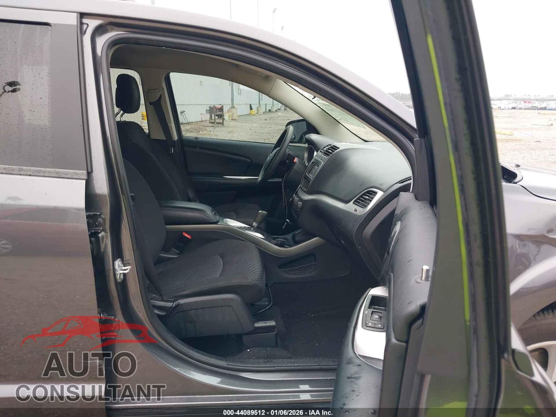 DODGE JOURNEY 2015 - 3C4PDCAB9FT747595