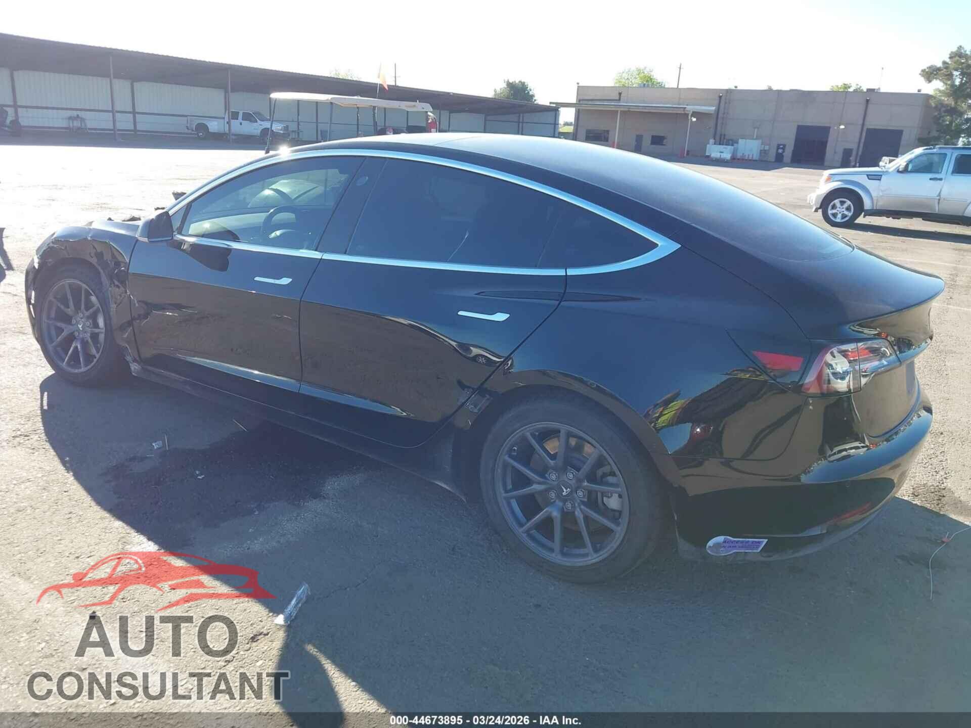 TESLA MODEL 3 2018 - 5YJ3E1EBXJF103198