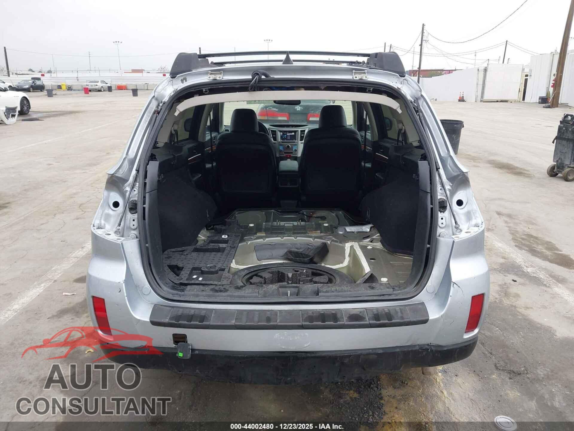 SUBARU OUTBACK 2014 - 4S4BRDNC4E2202694