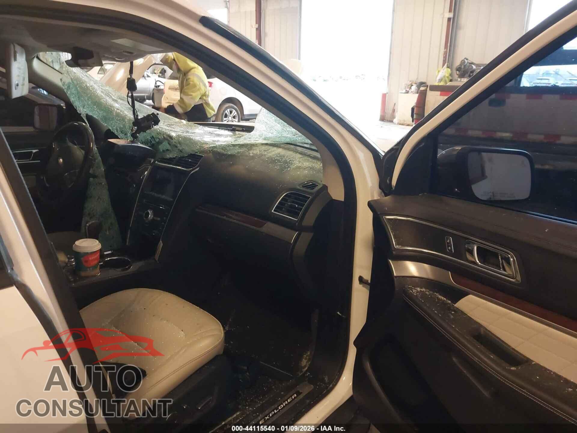 FORD EXPLORER 2018 - 1FM5K8HT2JGB55960