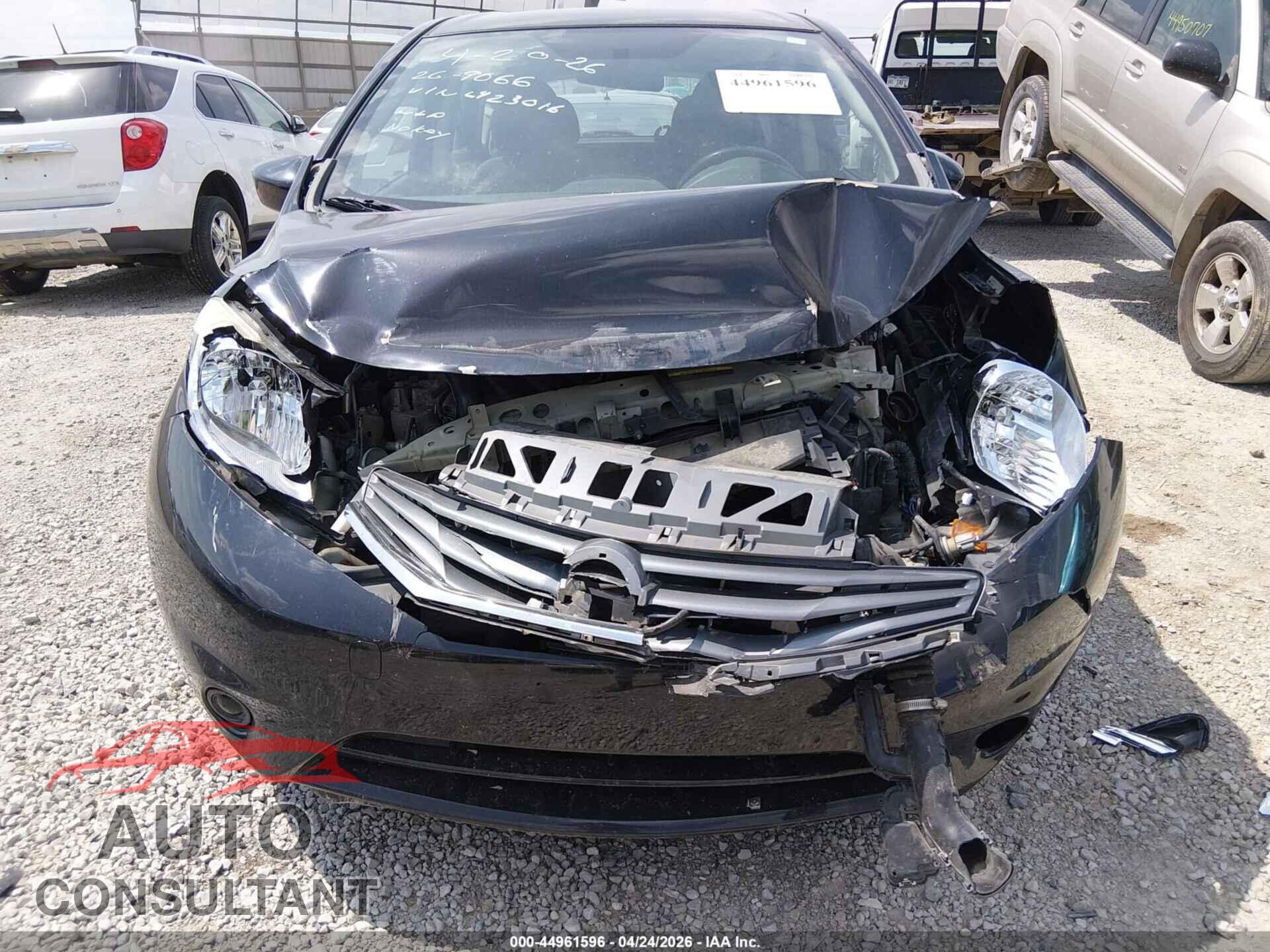 NISSAN VERSA NOTE 2015 - 3N1CE2CP0FL423016