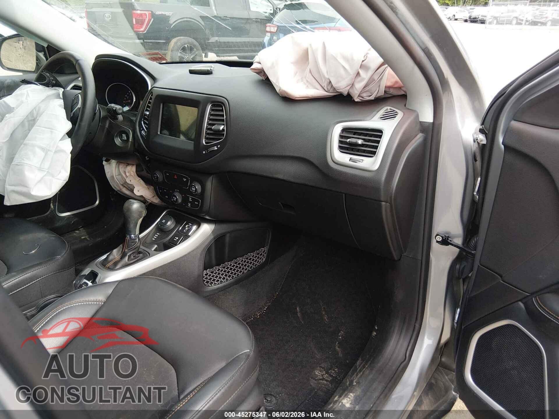 JEEP COMPASS 2019 - 3C4NJDBB0KT734085