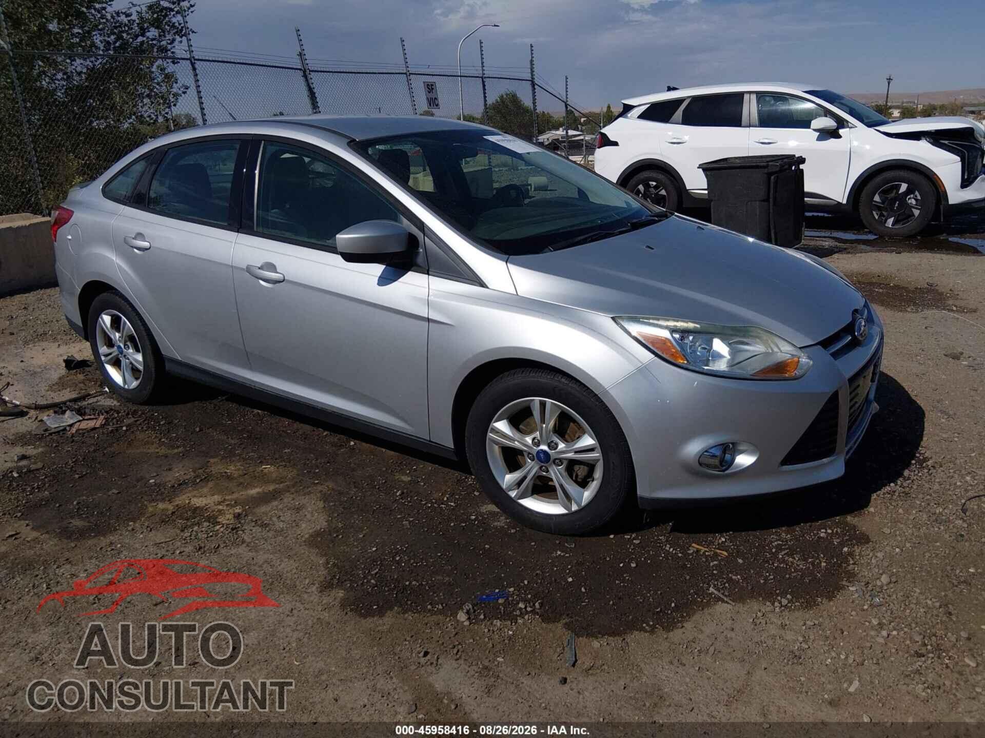 FORD FOCUS 2012 - 1FAHP3F2XCL261833