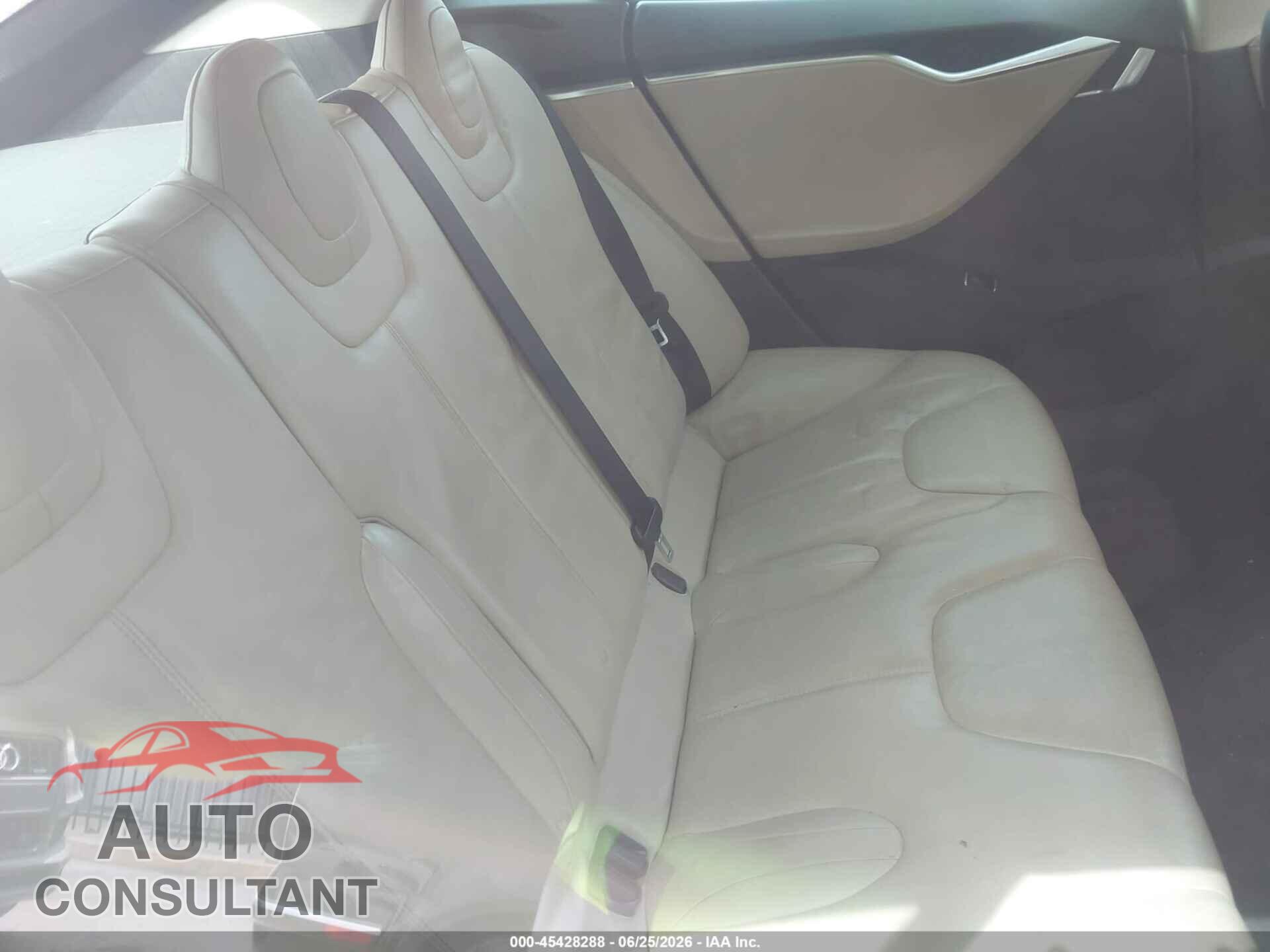 TESLA MODEL S 2013 - 5YJSA1DN4DFP19986