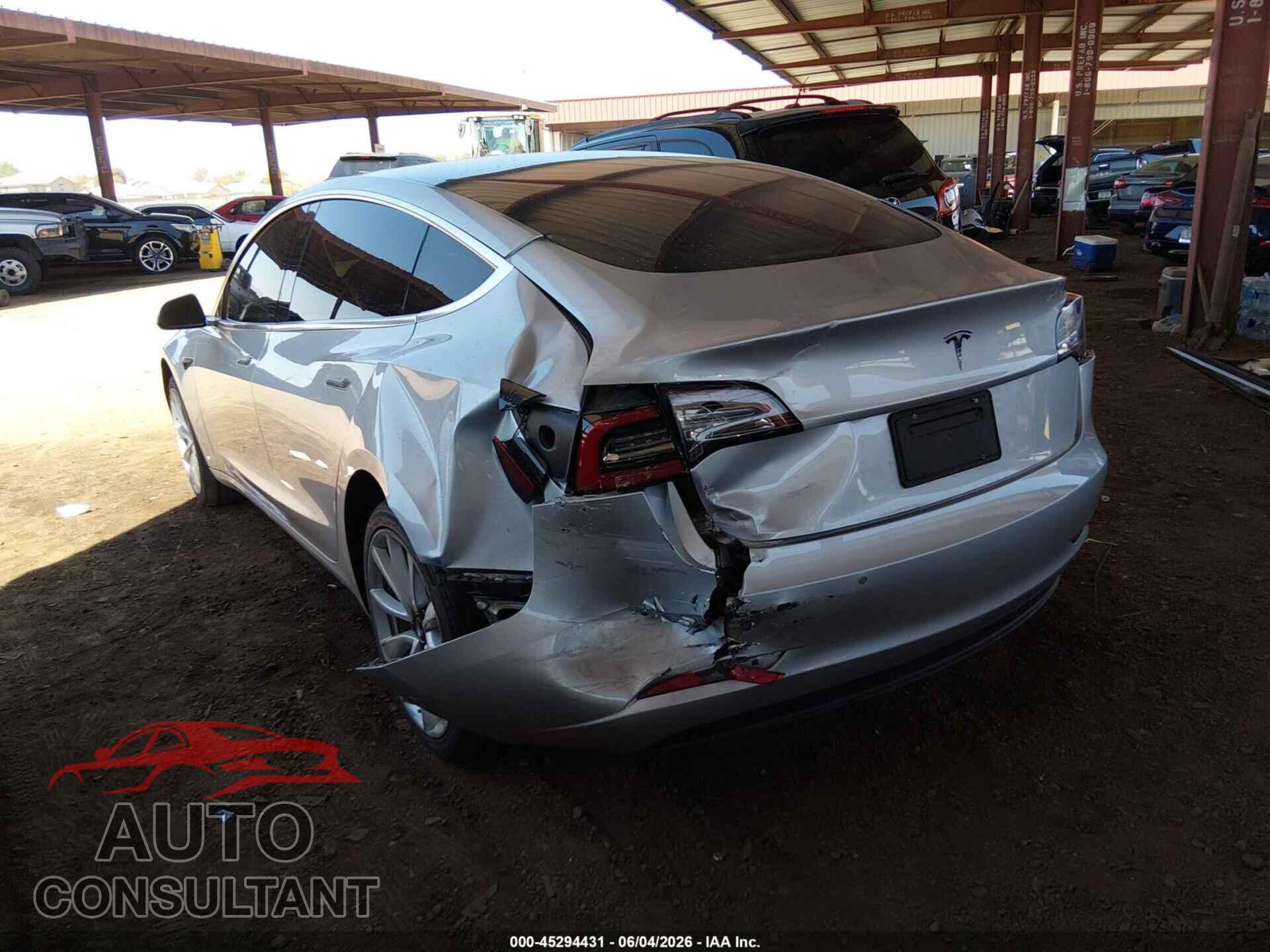 TESLA MODEL 3 2018 - 5YJ3E1EA5JF098466