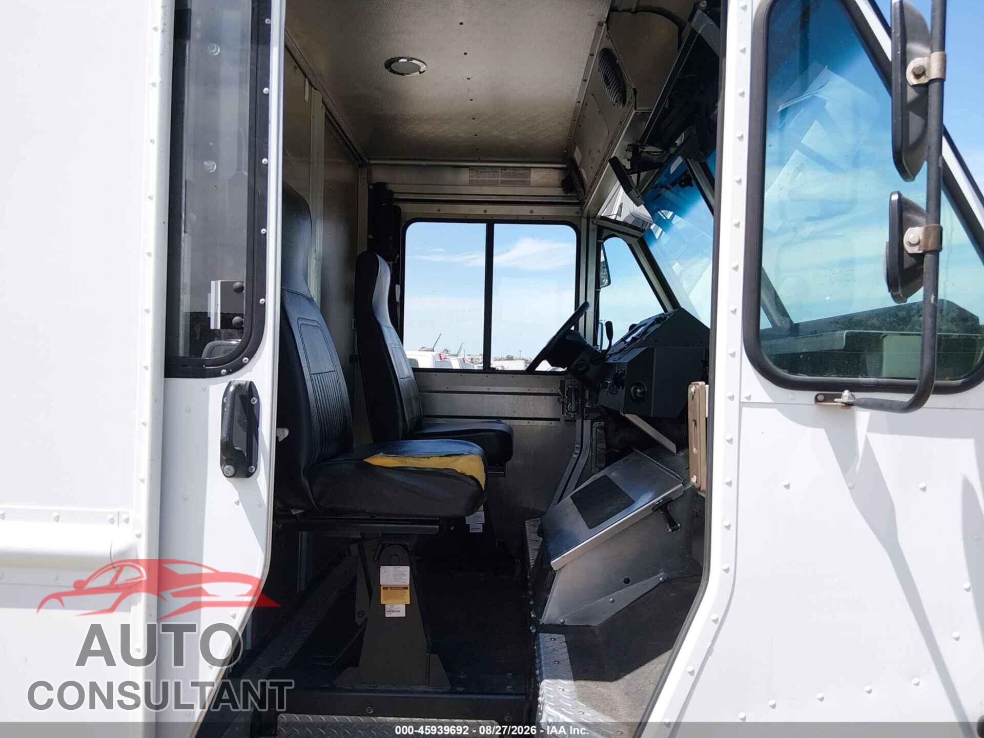 FORD E-350 STRIPPED 2017 - 1FC3E3KS0HDC65181