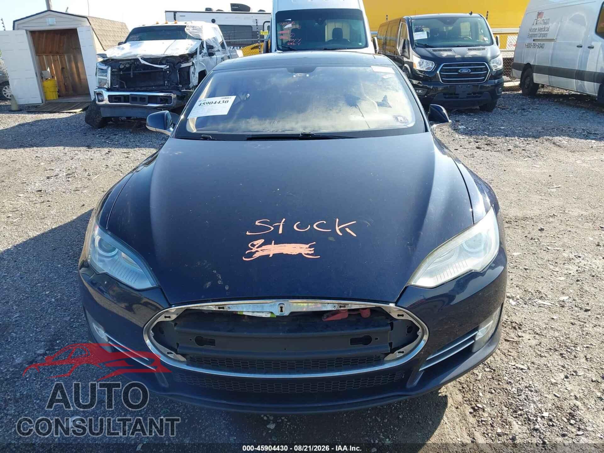TESLA MODEL S 2015 - 5YJSA1E2XFF111879