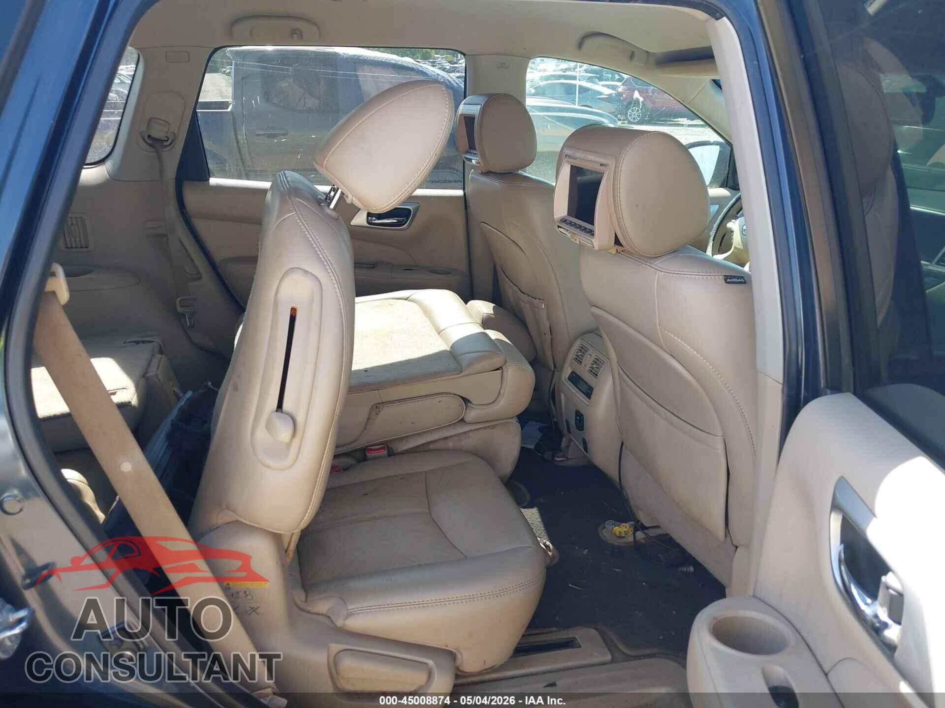 NISSAN PATHFINDER 2015 - 5N1AR2MN0FC649747