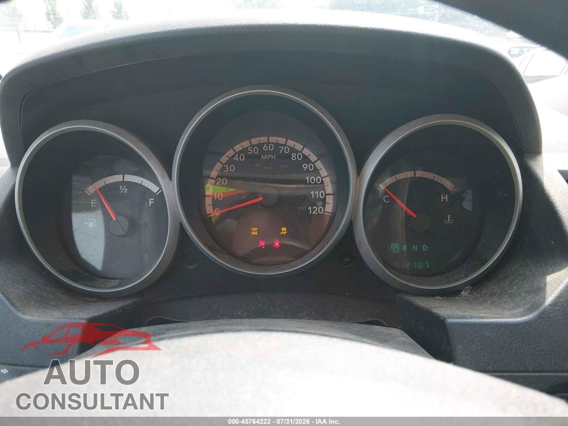 DODGE GRAND CARAVAN 2010 - 2D4RN4DE2AR119345