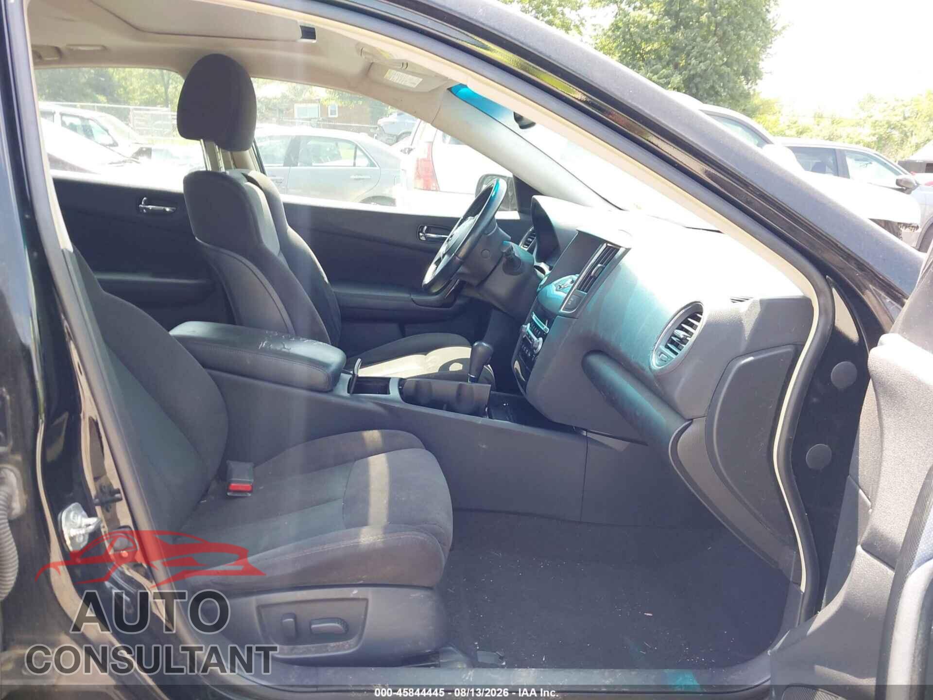NISSAN MAXIMA 2011 - 1N4AA5AP8BC853375