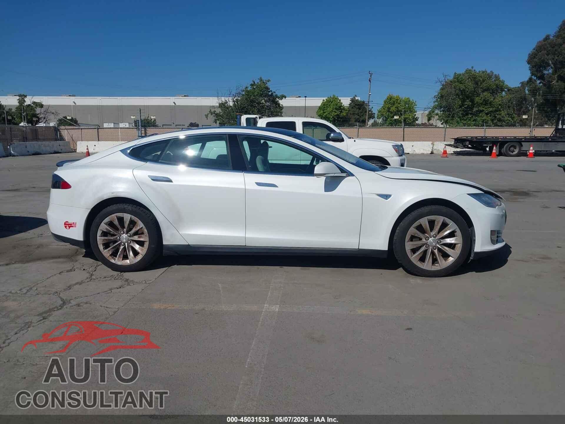 TESLA MODEL S 2013 - 5YJSA1DP6DFP22342