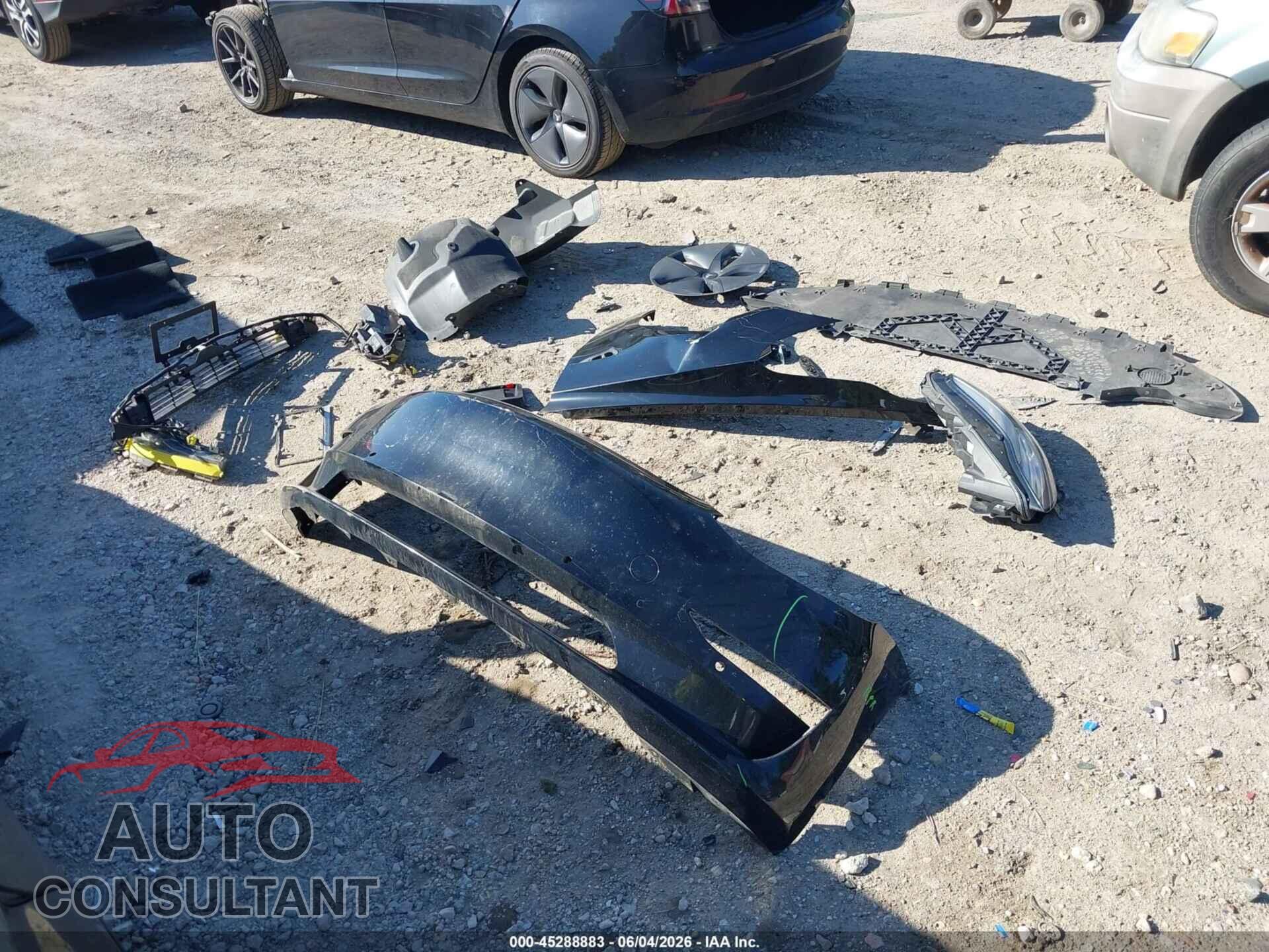 TESLA MODEL 3 2019 - 5YJ3E1EA4KF198706