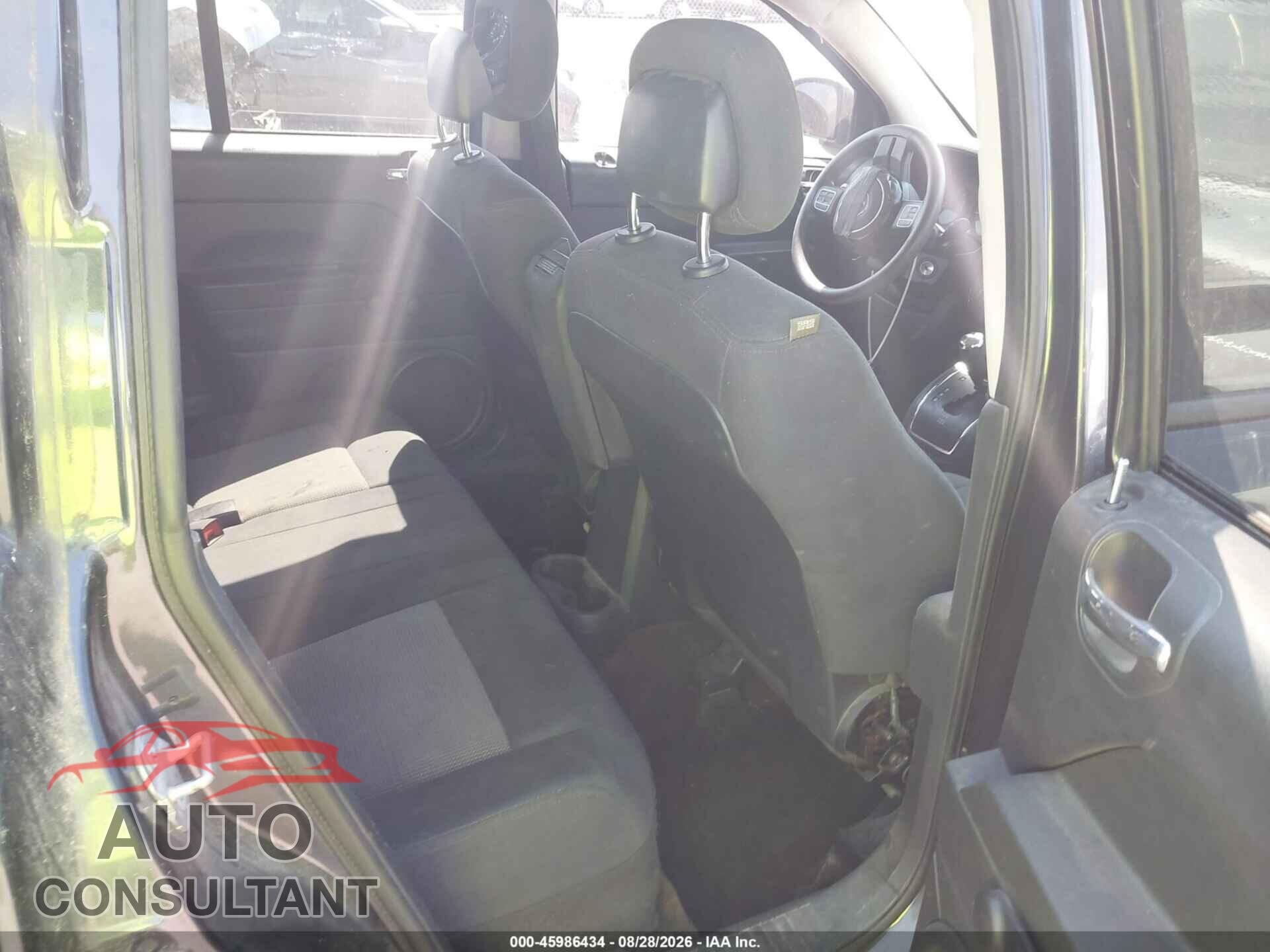 JEEP COMPASS 2014 - 1C4NJCBBXED825904