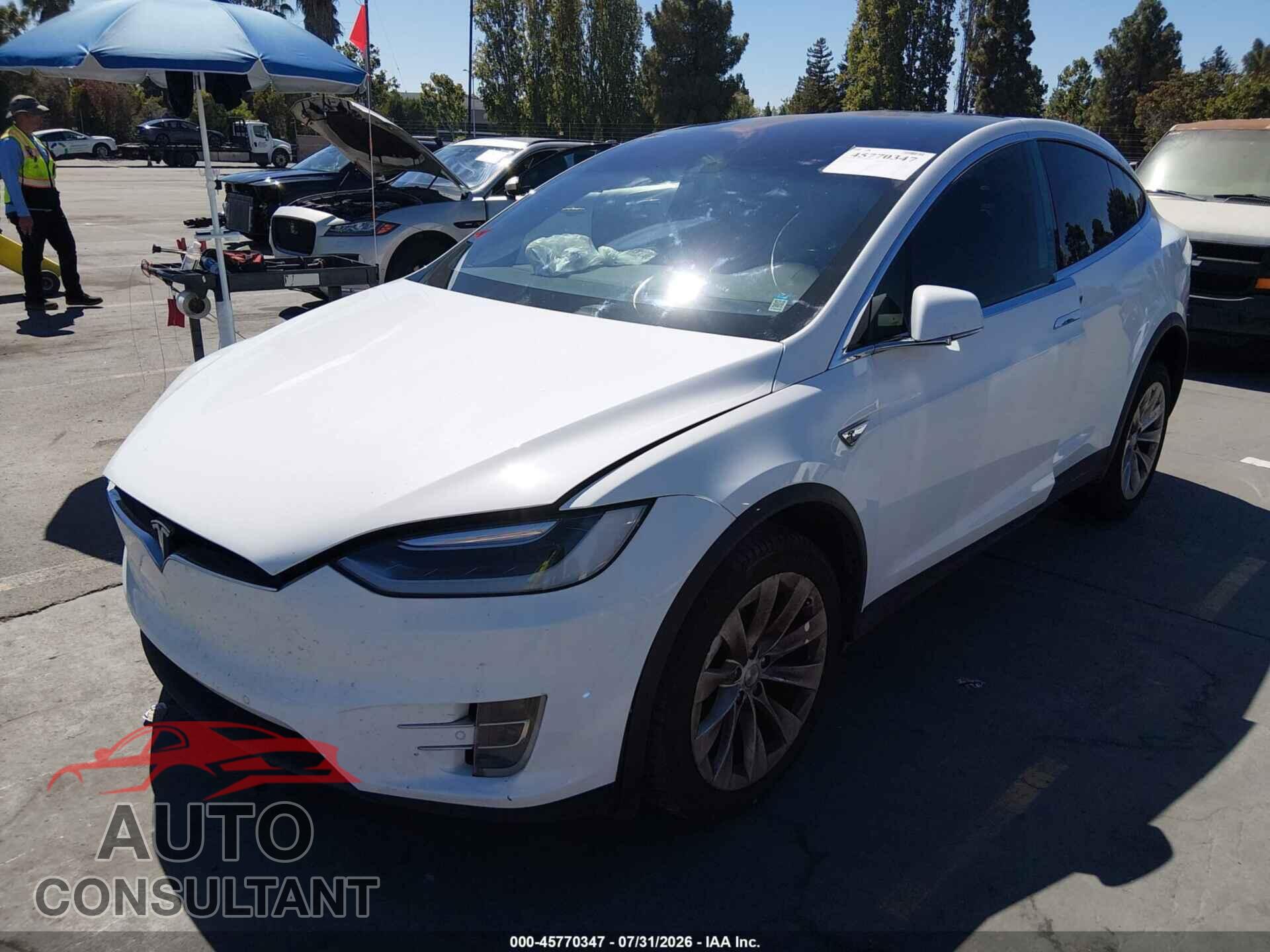 TESLA MODEL X 2016 - 5YJXCBE21GF002119