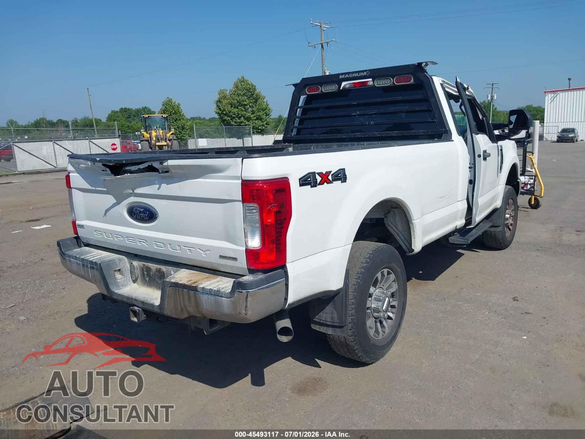 FORD F-350 2017 - 1FTBF3B68HEC19104