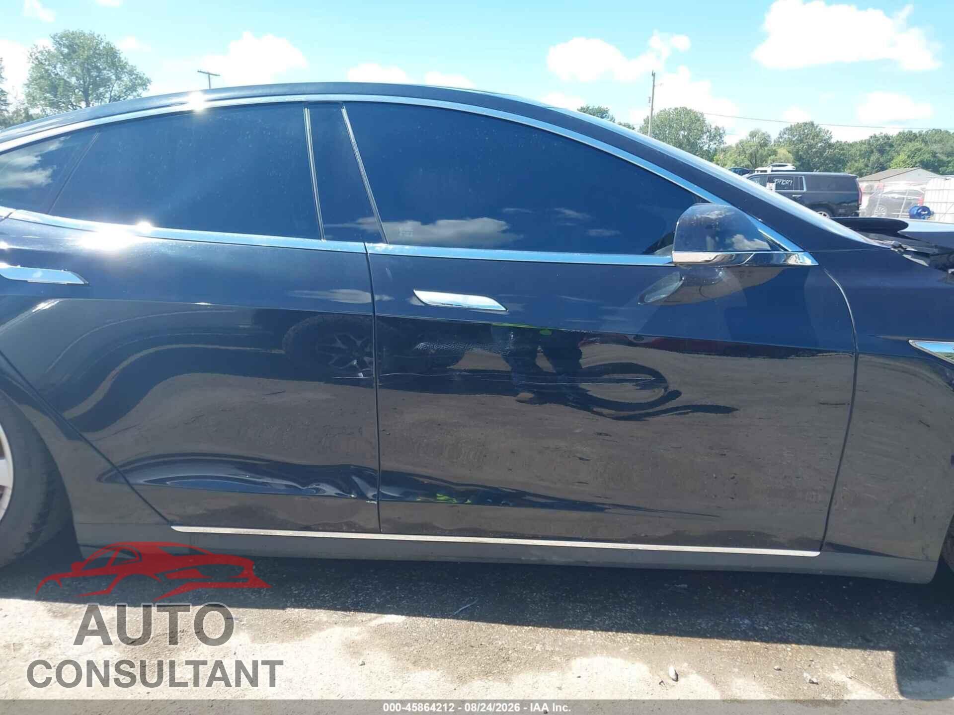 TESLA MODEL S 2016 - 5YJSA1E40GF132369