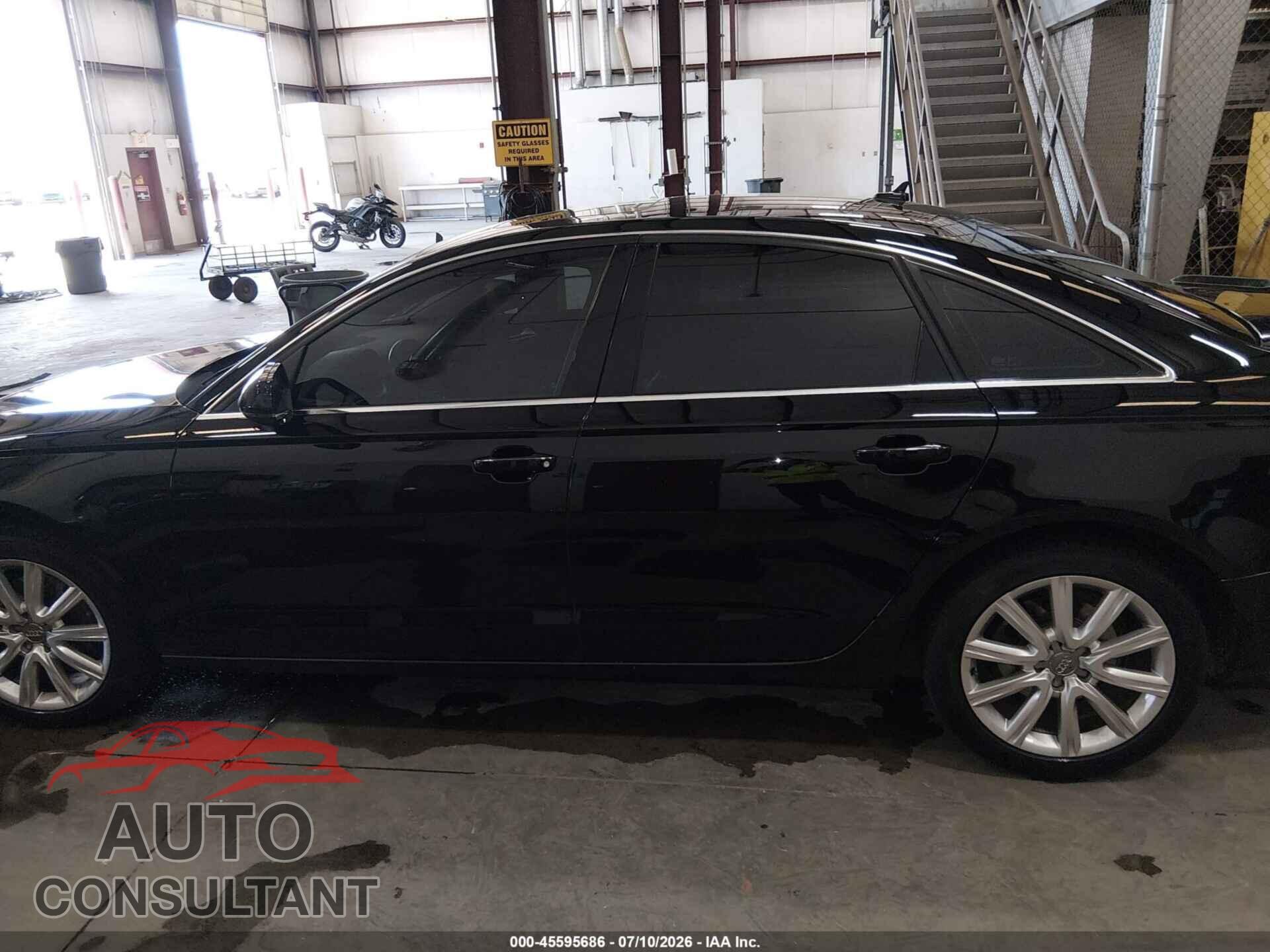 AUDI A6 2013 - WAUGFAFC8DN117903