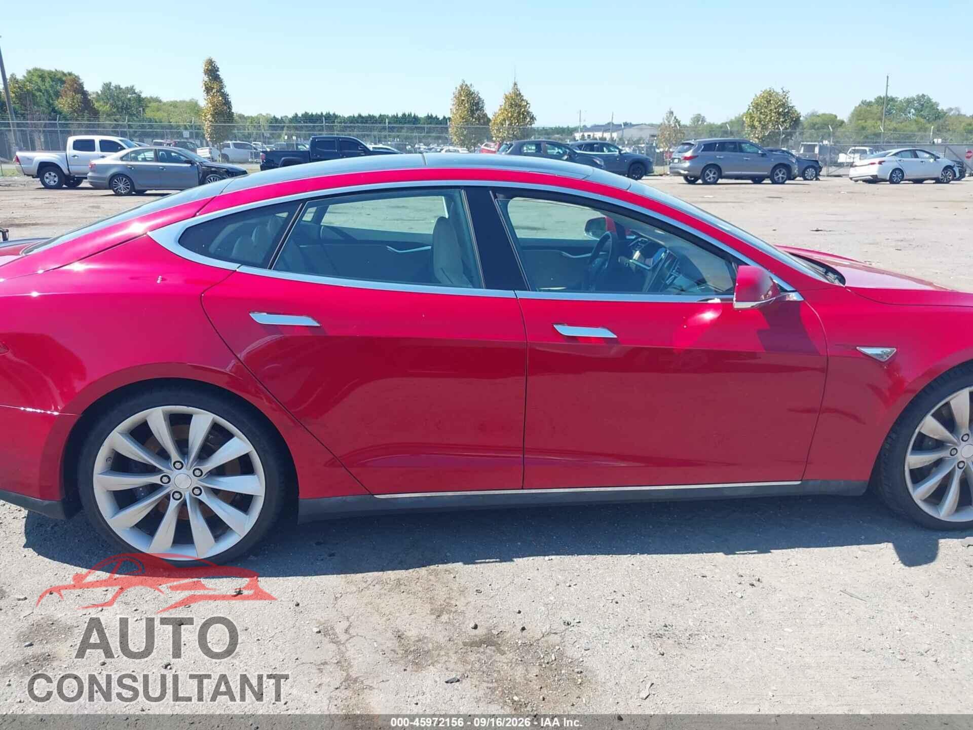 TESLA MODEL S 2013 - 5YJSA1CPXDFP09546