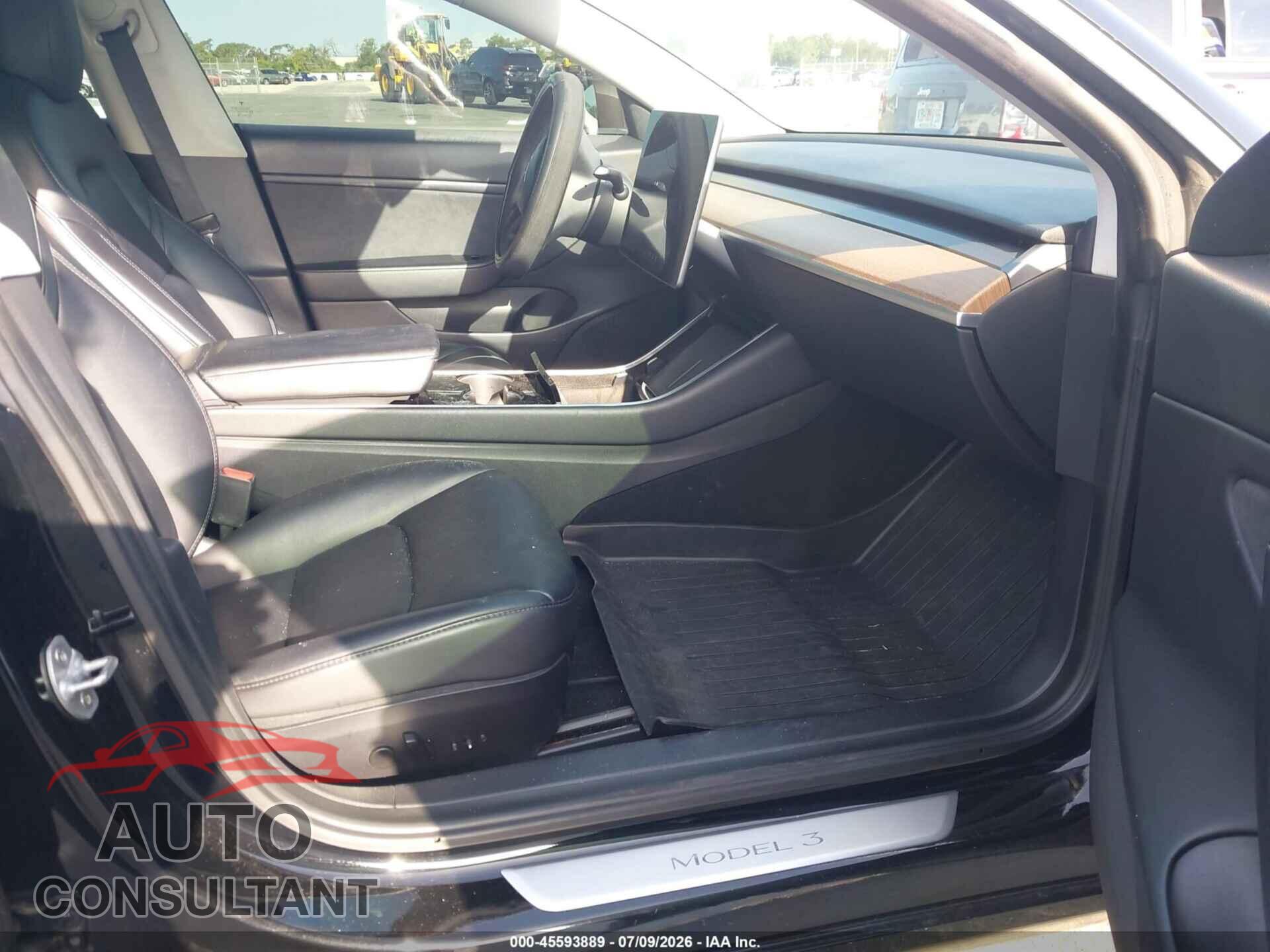 TESLA MODEL 3 2020 - 5YJ3E1EB4LF790827