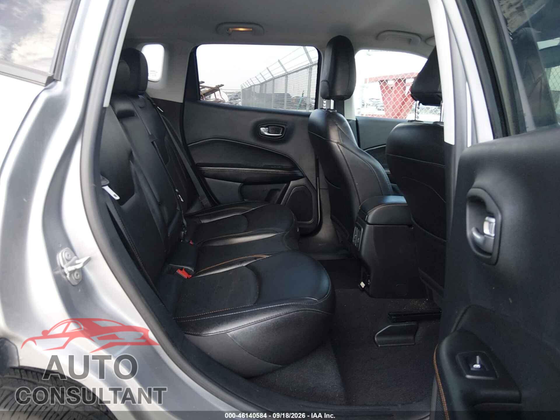 JEEP COMPASS 2021 - 3C4NJDCB5MT515205